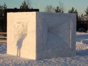 KOSTKA - setkání, 2005, sníh, cca 250x250cm, Finsko- Jämijärve